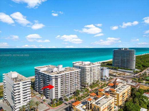 Complesso residenziale a Surfside, Miami-Dade County