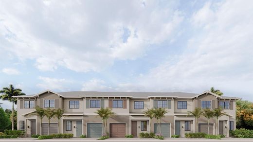 Townhouse - Lake Worth, Palm Beach County