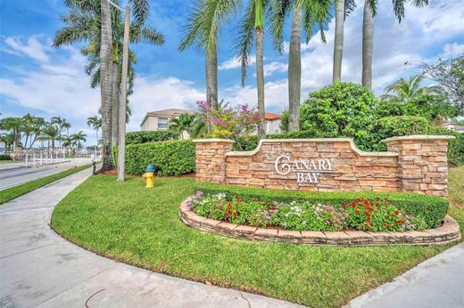 Villa in Pembroke Pines, Broward County
