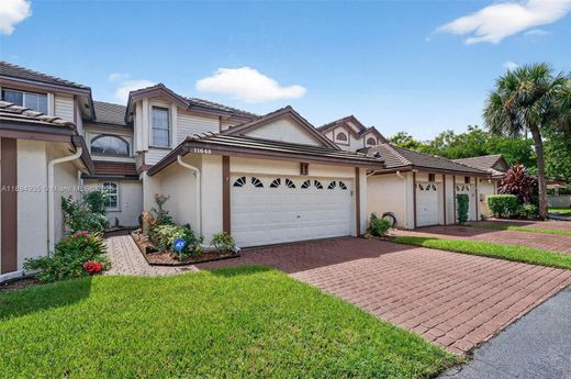 Stadswoning in Coral Springs, Broward County