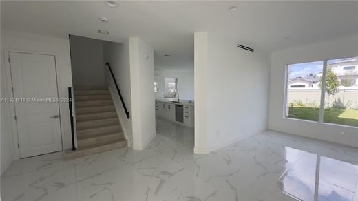 Villa in Dania Beach, Broward County