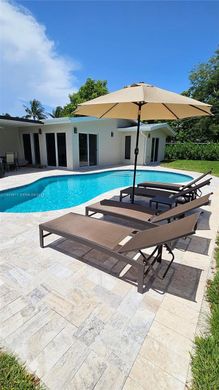 Villa in Deerfield Beach, Broward County
