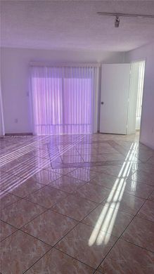 ‏בניין ב  מיאמי, Miami-Dade County