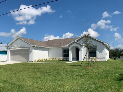 Villa in Port Saint Lucie, Saint Lucie County