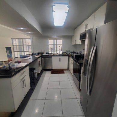 Complesso residenziale a Hallandale Beach, Broward County