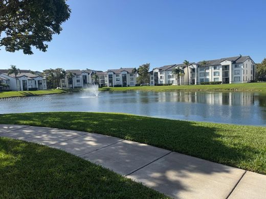 Residential complexes in Doral, Miami-Dade