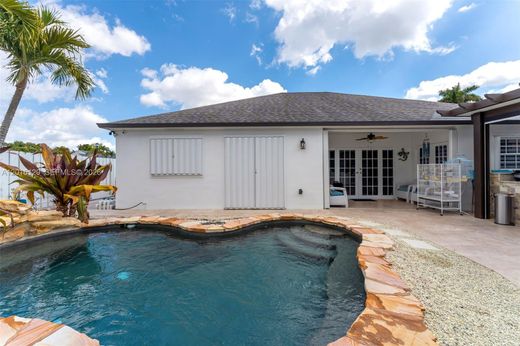 Villa in Miami, Miami-Dade