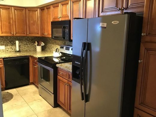 Pompano Beach, Broward Countyのアパートメント・コンプレックス