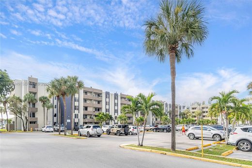 Κτίριο σε Hialeah Gardens, Miami-Dade County
