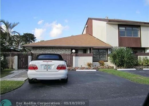 Townhouse in Miami, Miami-Dade