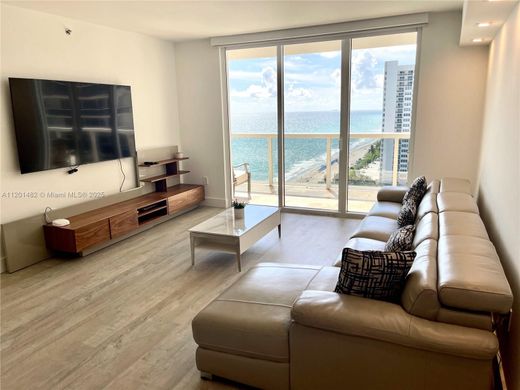 Komplex apartman Hallandale Beach, Broward County