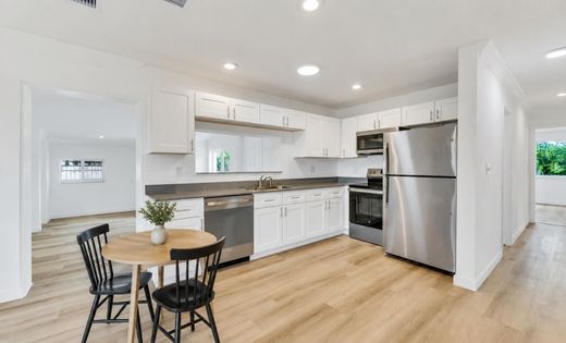 Villa in Deerfield Beach, Broward County