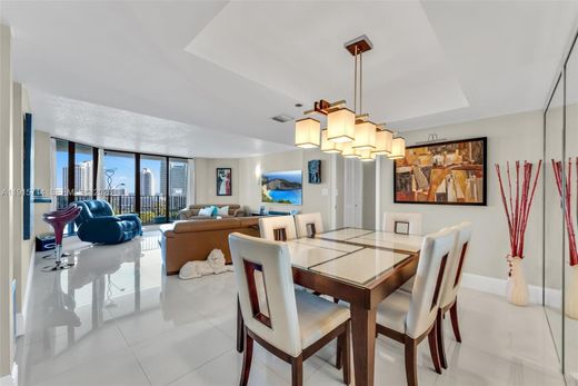 Residential complexes in Hallandale, Broward County