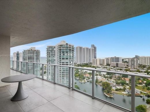 Residential complexes in Sunny Isles Beach, Miami-Dade