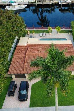 Villa in Pompano Beach, Broward County
