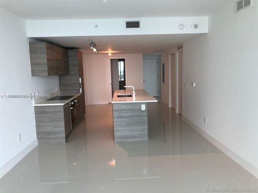 Komplex apartman Miami, Miami-Dade County