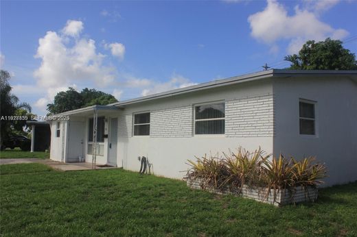 Willa w Hollywood, Broward County