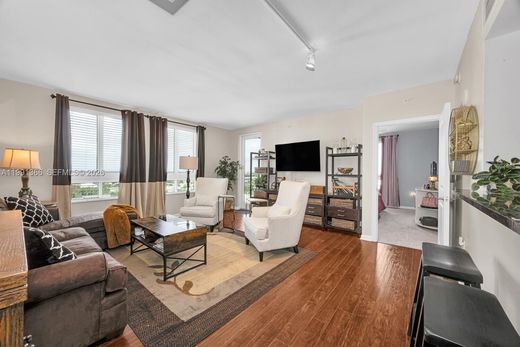 Жилой комплекс, Майами, Miami-Dade County