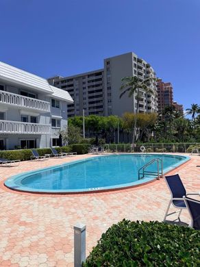 Complexes résidentiels à Coral Gables, Comté de Miami-Dade