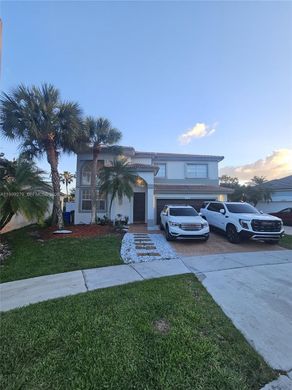 Villa in Pembroke Pines, Broward County