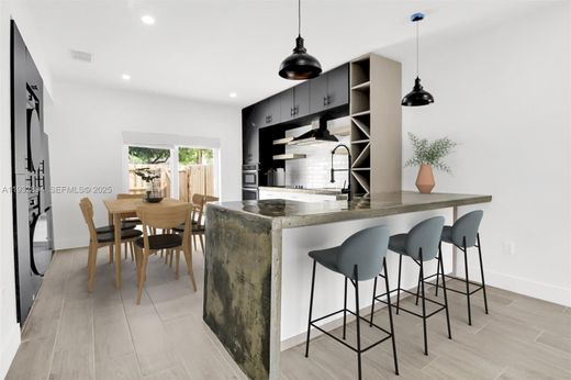 Таунхаус, Майами, Miami-Dade County