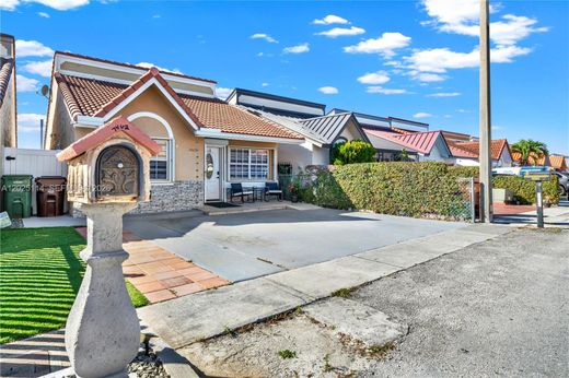 Villa in Hialeah, Miami-Dade County