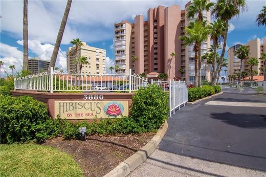 Appartementencomplex in Hutchinson Island South, Saint Lucie County