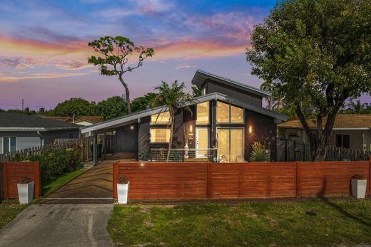 Villa in Oakland Park, Broward County