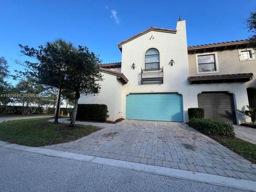 Townhouse in Sunrise, Broward County