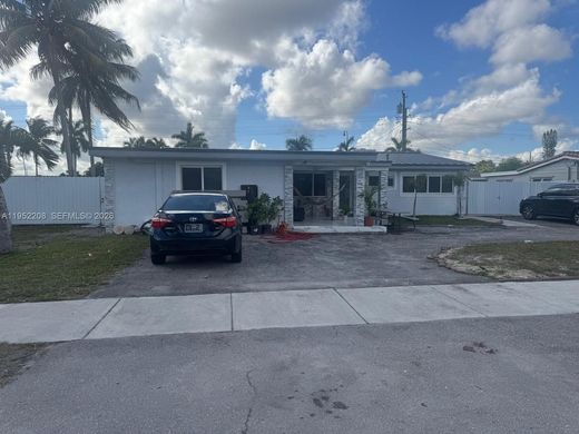 Villa - Miami Gardens, Miami-Dade County