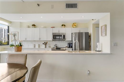 Residential complexes in Aventura, Miami-Dade