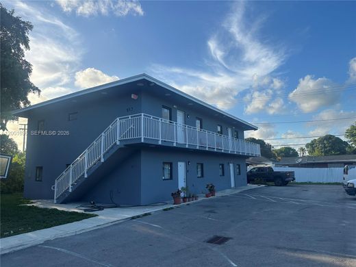 Complexes résidentiels à Miami Shores, Comté de Miami-Dade