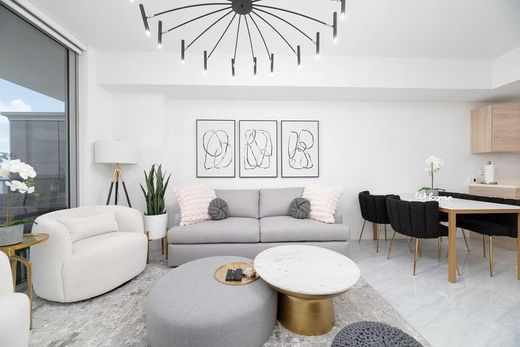 Kamienica w North Miami Beach, Miami-Dade County