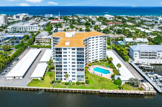 Residential complexes in Delray Beach, Palm Beach