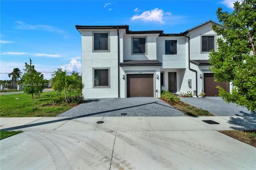 Casa di città a Homestead, Miami-Dade County