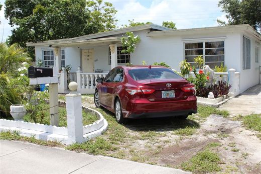 Вилла, West Park, Broward County