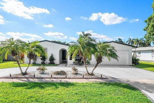 Villa in Pembroke Pines, Broward County