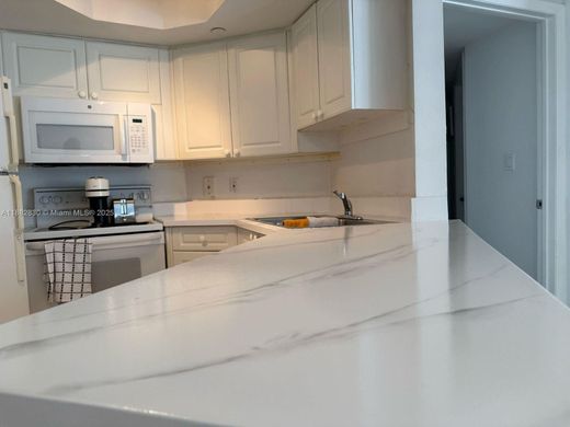 Edificio en Surfside, Miami-Dade County