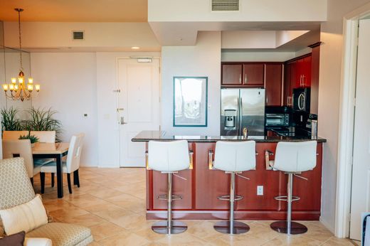 Residential complexes in West Palm Beach, Palm Beach