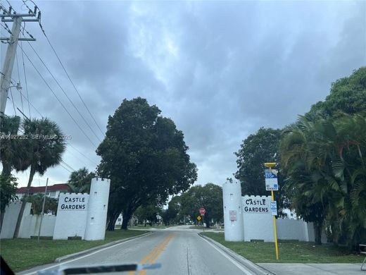 公寓楼  Lauderhill, Broward County