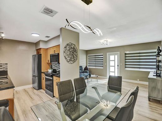 Villa - Pompano Beach, Broward County