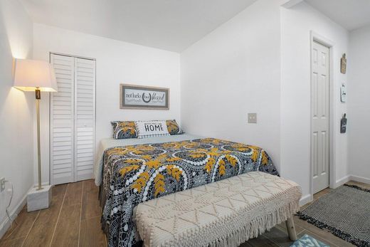 Kamienica w Wellington, Palm Beach County