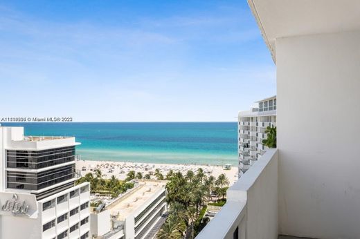 Residential complexes in Miami Beach, Miami-Dade