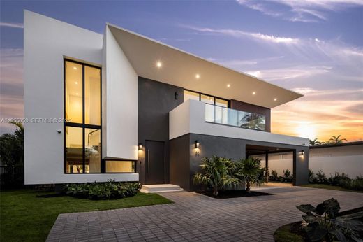 Villa in Coconut Grove, Miami-Dade