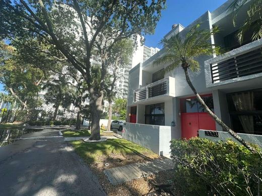 Townhouse in Aventura, Miami-Dade