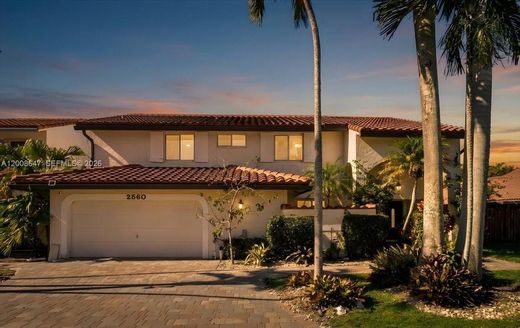 Villa in Cooper City, Broward County