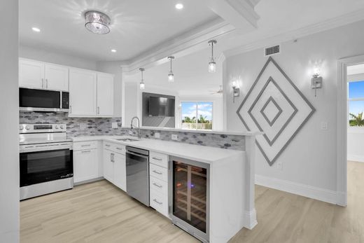 مجمع شقق ﻓﻲ Lantana, Palm Beach County