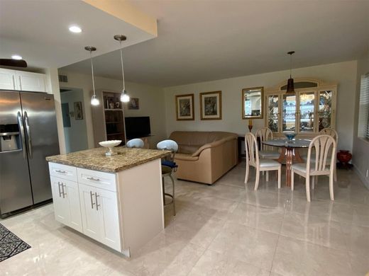 公寓楼  Deerfield Beach, Broward County