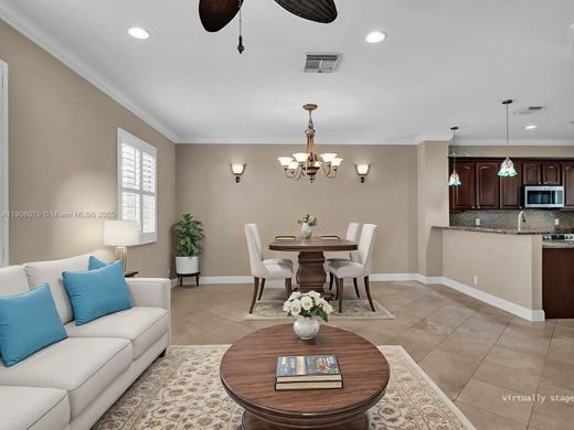 Таунхаус, Boynton Beach, Palm Beach County