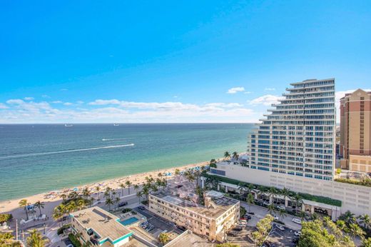 Residential complexes in Fort Lauderdale, Broward County